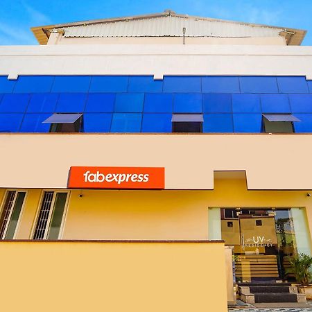 Irugur Fabexpress Uv Residency - 700M From Coimbatore International Airport מראה חיצוני תמונה